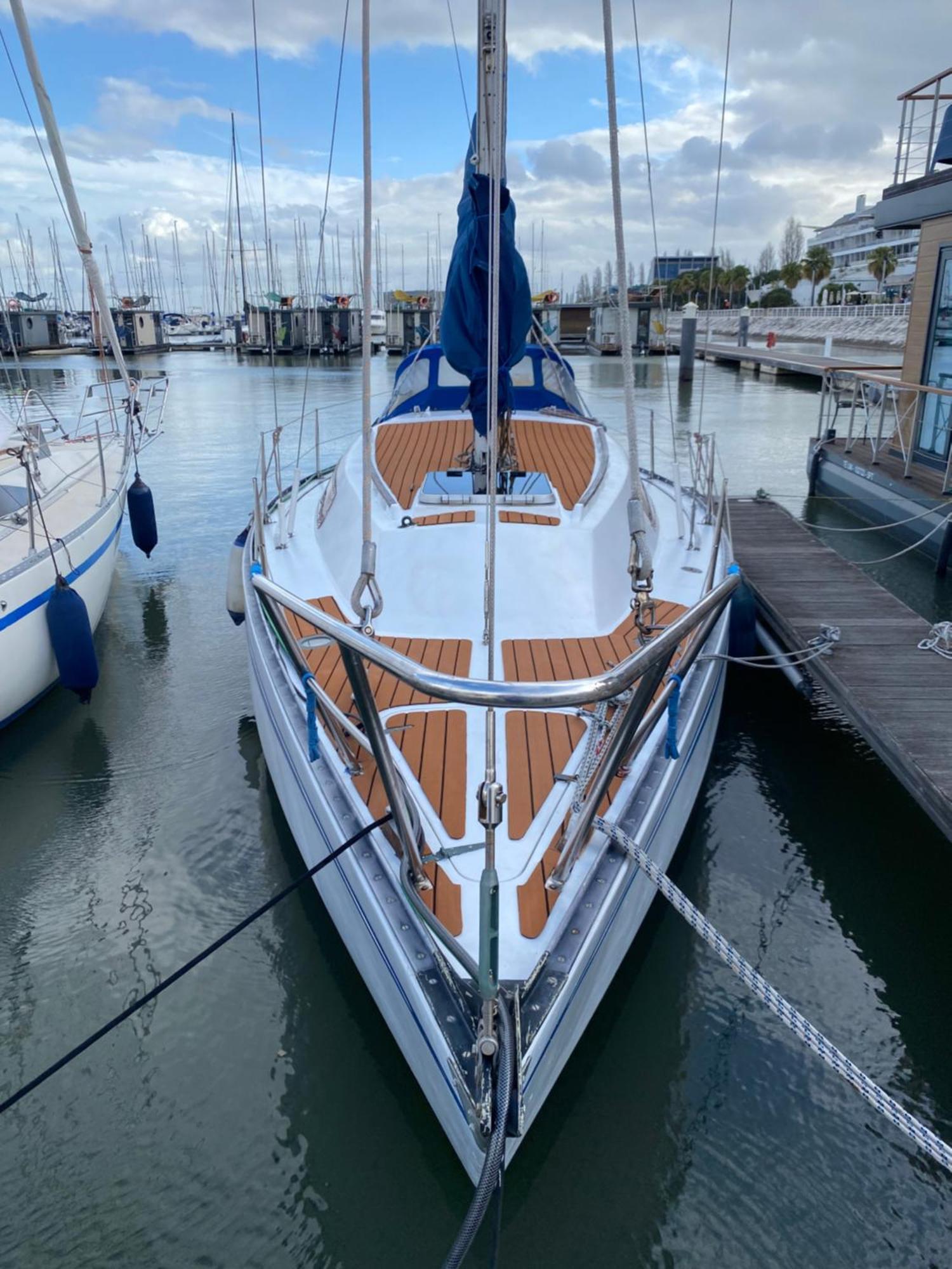 Sailboat Anand